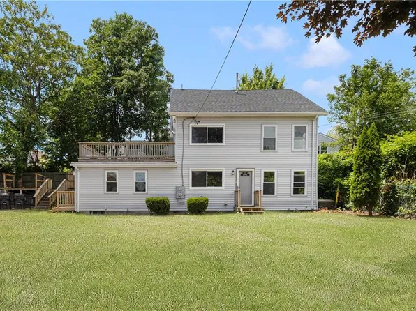 155 Stanton Ave, Riverside, RI 02915