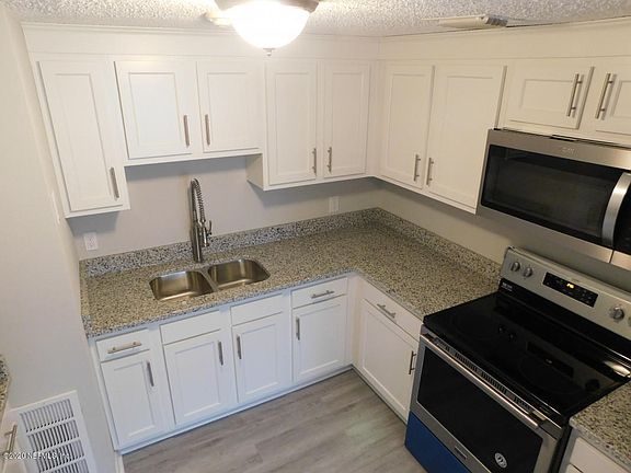 4th image of 772 New Ct E
