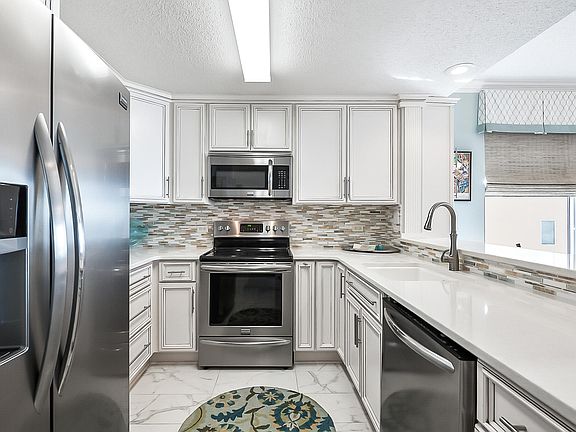 3rd image of 2936 Scenic Gulf Dr Unit 406