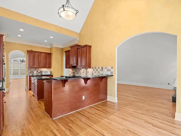 875 Wescott Ln — Photo 30