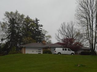 3320 Anders Ln, Brookfield, WI 53005