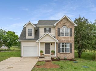 230 Breeze Dr, Murfreesboro, TN 37129