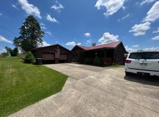 7093 Fork Ridge Rd, Glen Easton, WV 26039