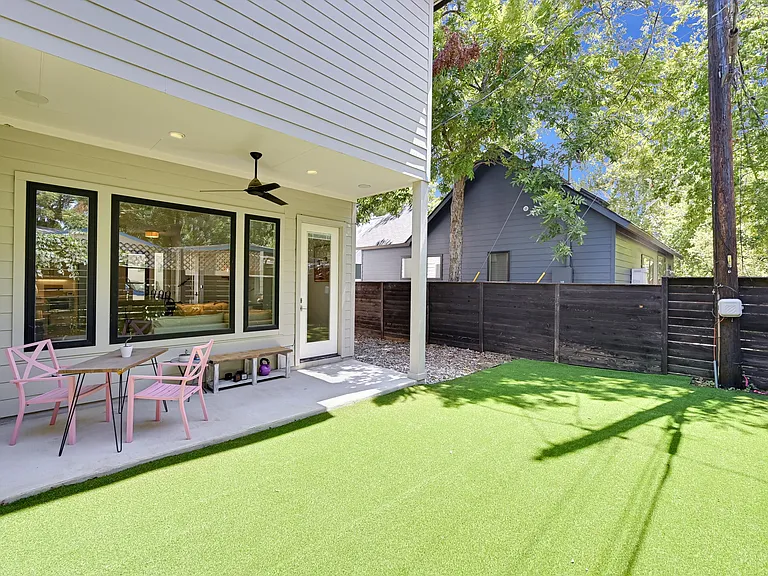 509 Sacramento Dr #A — Photo 23
