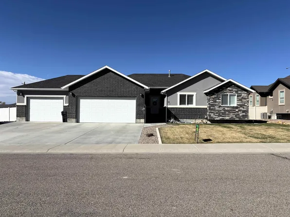29 Fairway Dr, Rock Springs, WY 82901
