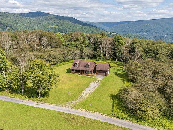 2nd image of 307 Pointy Knob Rd