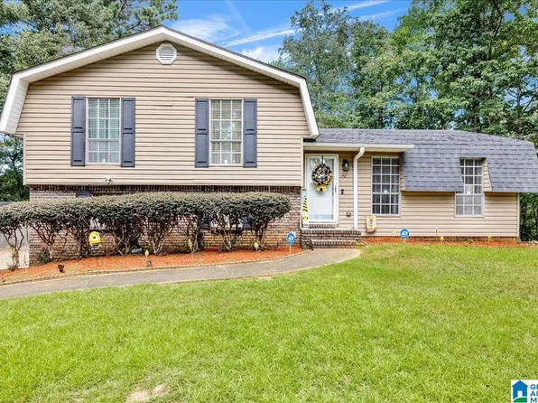 172 Scenic Dr, Gardendale, AL 35071