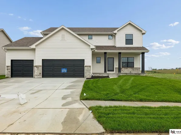 12406 89th Ave, Papillion, NE 68046