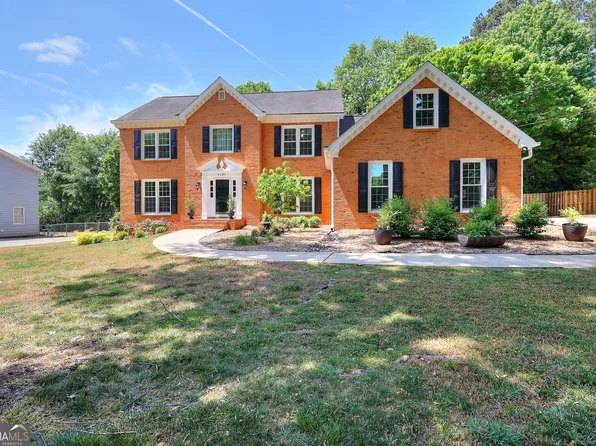 1151 Mary Lee Ln, Lilburn, GA 30047