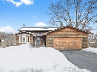 15505 Michele Ln, Eden Prairie, MN 55346