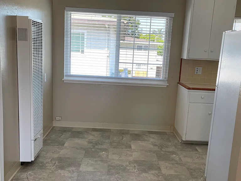 755 E Duane Ave #G — Photo 18