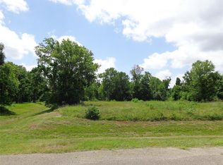 618 Redbird Ct, Angleton, TX 77515