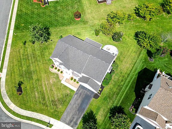 4th image of 107 Newgate Cir