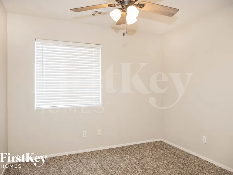 6074 Peaceful Creek St — Photo 16