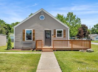 703 E Colfax St, Hastings, MI