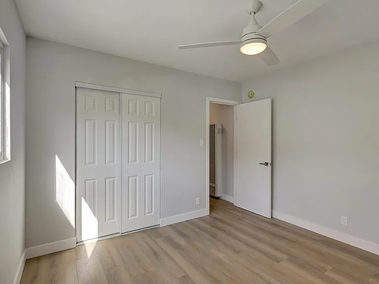 644 Pier Ave #1 — Photo 8