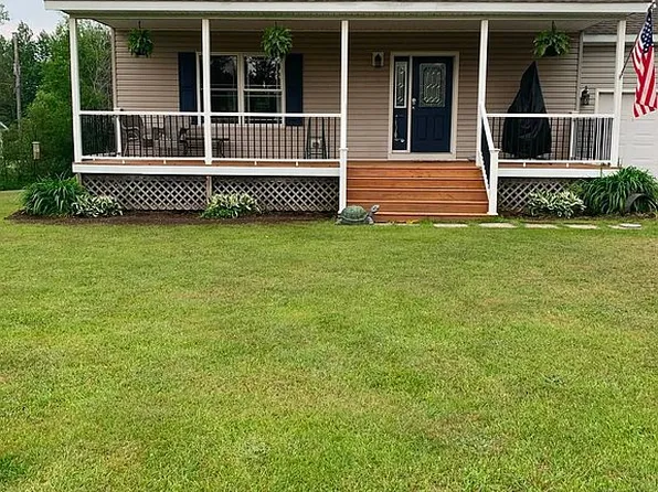 3063 S Ridge Rd, Sault Sainte Marie, MI 49783