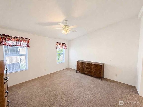 5th image of 10239 185th Street SW #10