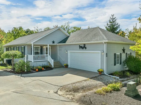 63 Sagewood Circle, Hooksett, NH 03106
