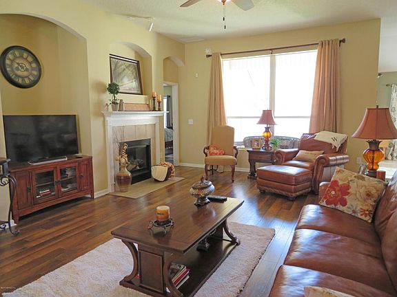 4th image of 109 River Dee Dr