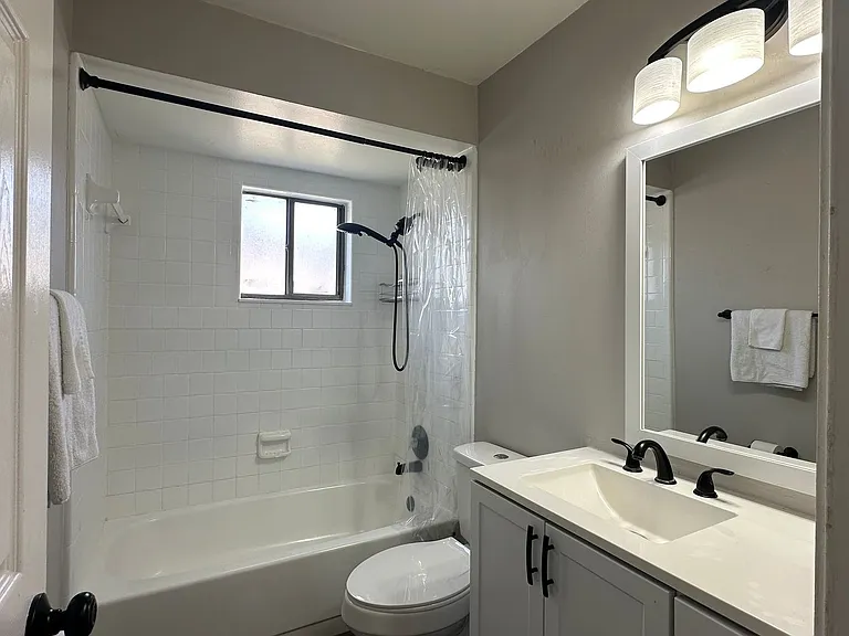 1000 Huntington Ct — Photo 23