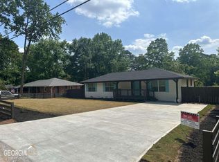 4938 Sweet Valley Rd SW, Mableton, GA 30126