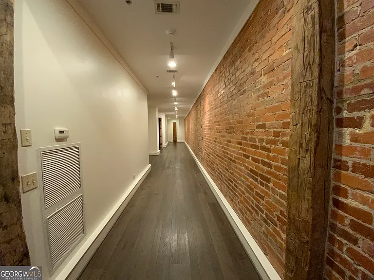 234 Broad St — Photo 14