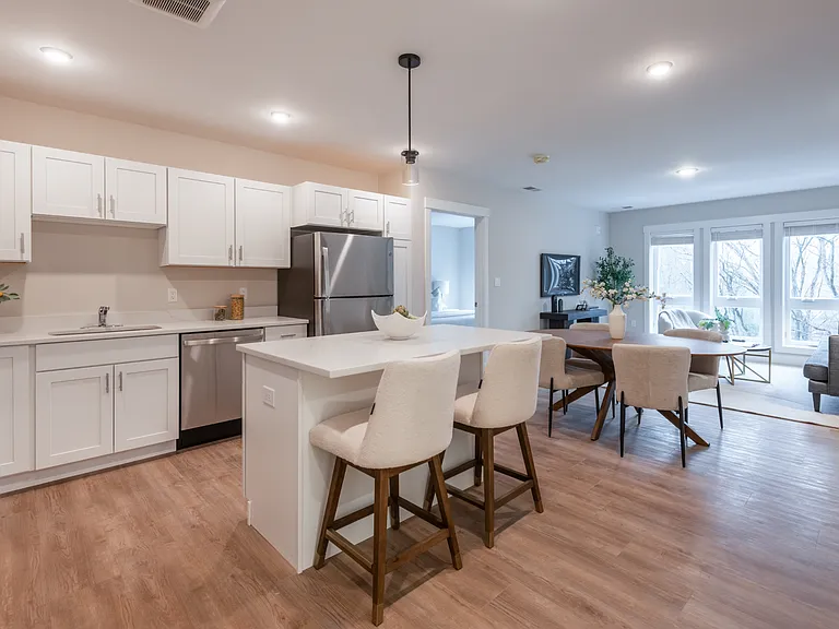Truslow Residences — Photo 43