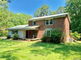 4628 Chestnut Hills Dr, Northport, AL 35473