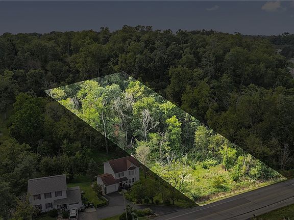 2nd image of 636 Clifton Rd