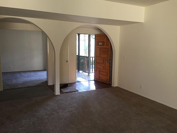 3rd image of 1 El Vedado Ln APT 28