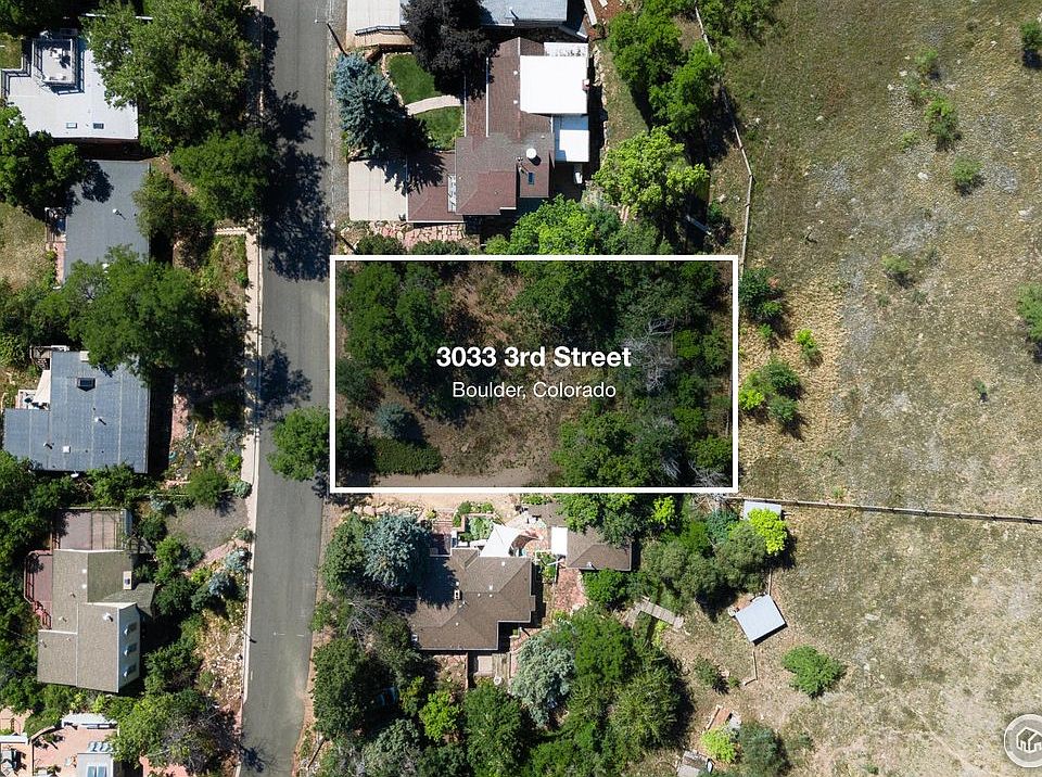 1st image of 3033 3rd St