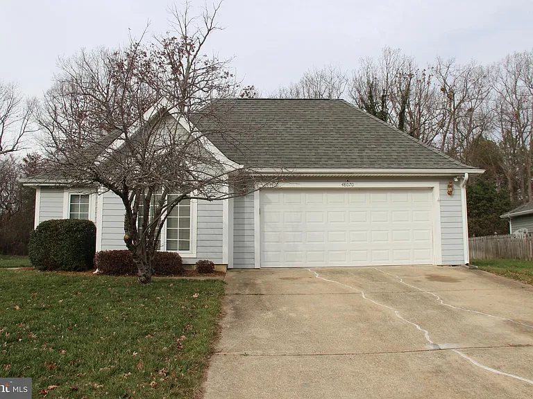 48070 Mayflower Dr — Photo 2
