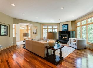 21892 Byron Cir, Greenwood, MN 55331