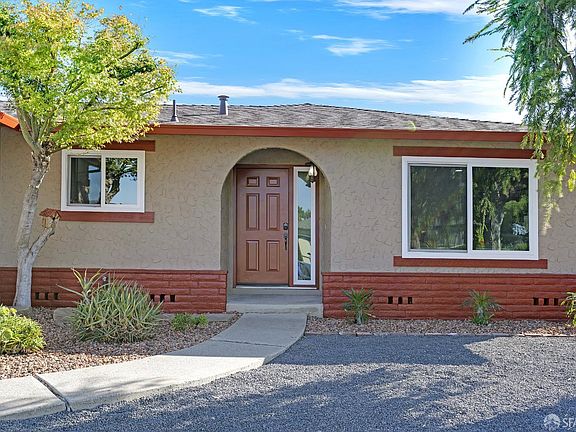 4th image of 58 Orinda Cir