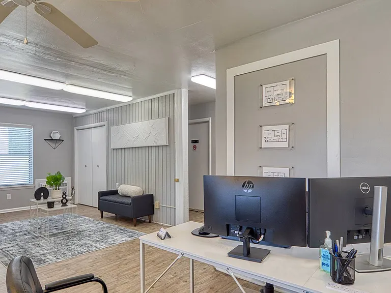 Leasing Office