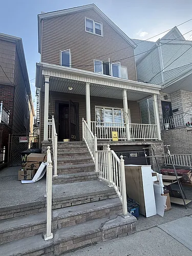 82 W 22nd St #1 Photo 1
