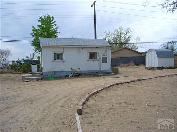 3rd image of 1534 E River St