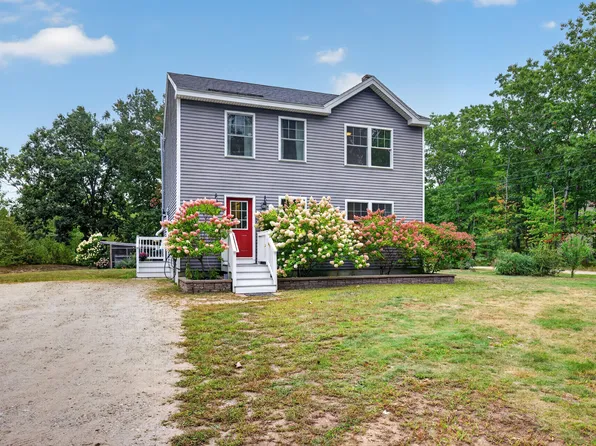 31 Middle Road, Kennebunk, ME 04043