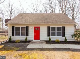 17 Centennial Rd, Sicklerville, NJ 08081