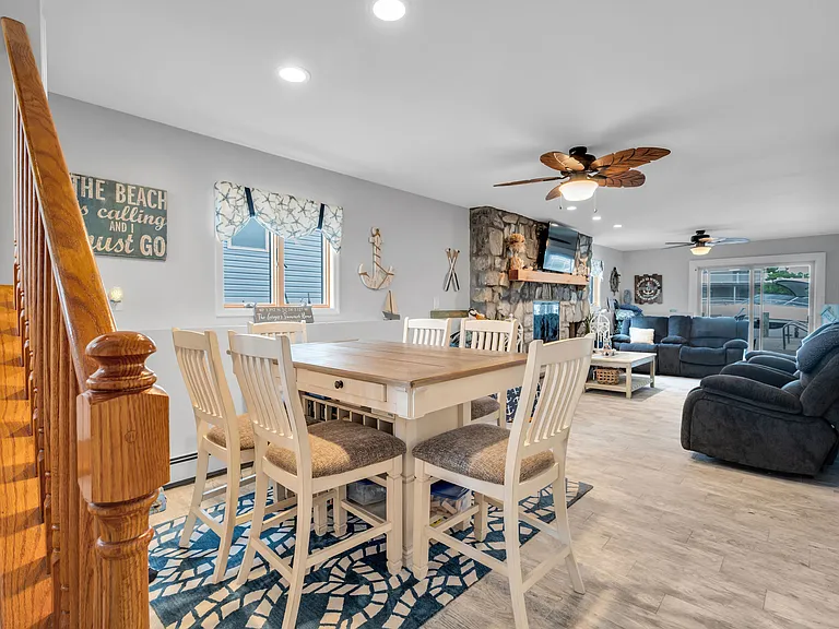 15 Seville Dr — Photo 23