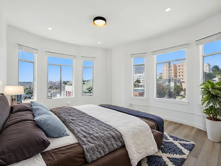 1700 Octavia St #606 — Photo 11