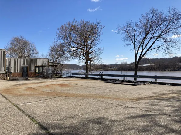 251 W Main St, Pomeroy, OH 45769