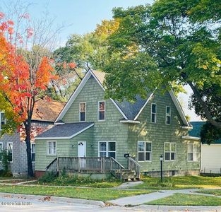 313 Walnut St, Manistee, MI, 49660