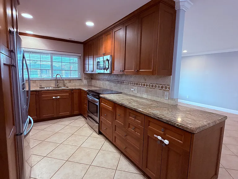 6336 Central Ave — Photo 5