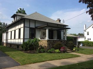 41 Webster St, Saratoga Springs, NY 12866
