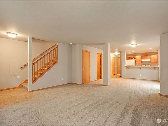 4th image of 4121 Galena Street SE