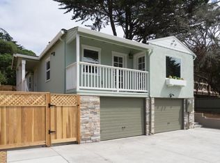 207 Grove Acre Ave, Pacific Grove, CA 93950