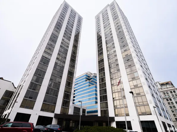 123 SW Jefferson Ave, Peoria, IL 61602