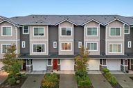 30th Dr-S0411-032.jpg